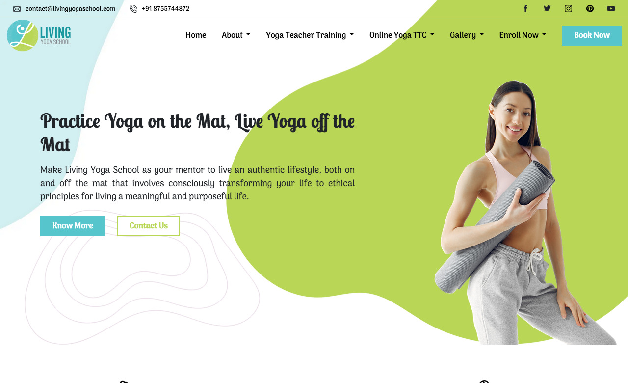Living Yoga School